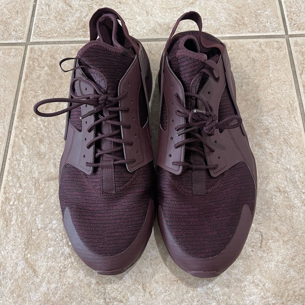 Nike Air Run Huarache Mens Size 12